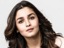 Alia Bhatt made her fan cry